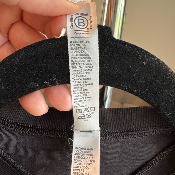 Athleta Momentum Tank Top Black Logo Racerback Athletic Workout Size Small - Picture 6 of 9